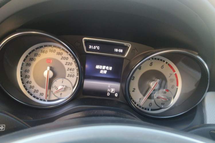 Used Mercedes-Benz GLA 2016 GLA 220 4MATIC Fashion Edition Instrument Cluster