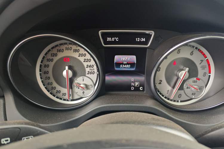 Used Mercedes-Benz GLA 2016 GLA 200 Fashion Model Instrument Cluster