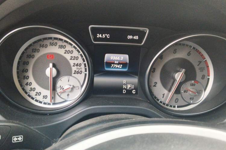 Used Mercedes-Benz GLA 2016 GLA 220 4MATIC Fashion Edition Instrument Cluster