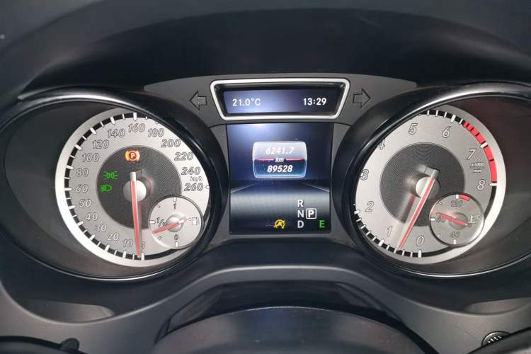 Used Mercedes-Benz GLA 2016 GLA 200 Fashion Model Instrument Cluster
