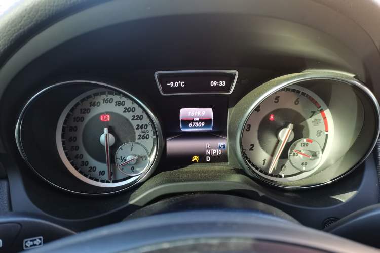 Used Mercedes-Benz GLA 2016 GLA 200 Fashion Model Instrument Cluster