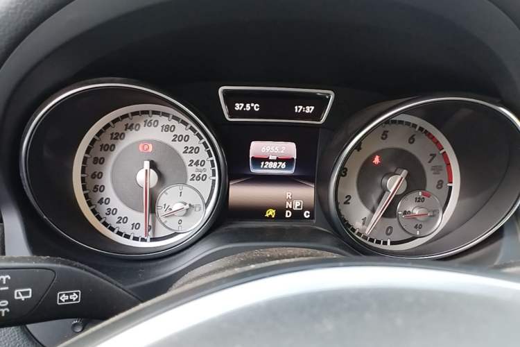 Used Mercedes-Benz GLA 2016 GLA 220 4MATIC Fashion Edition Instrument Cluster