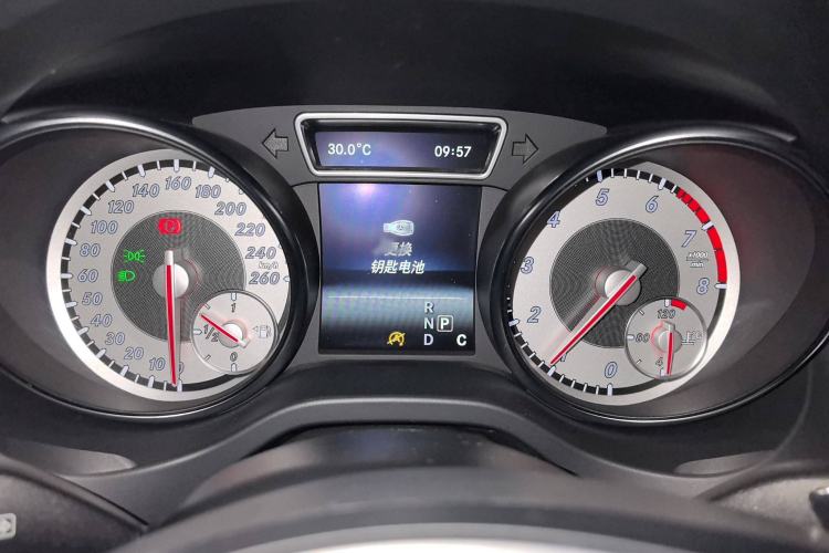 Used Mercedes-Benz GLA 2016 GLA 200 Sport Edition Instrument Cluster