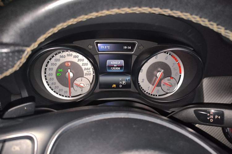 Used Mercedes-Benz GLA 2016 GLA 200 Sport Edition Instrument Cluster