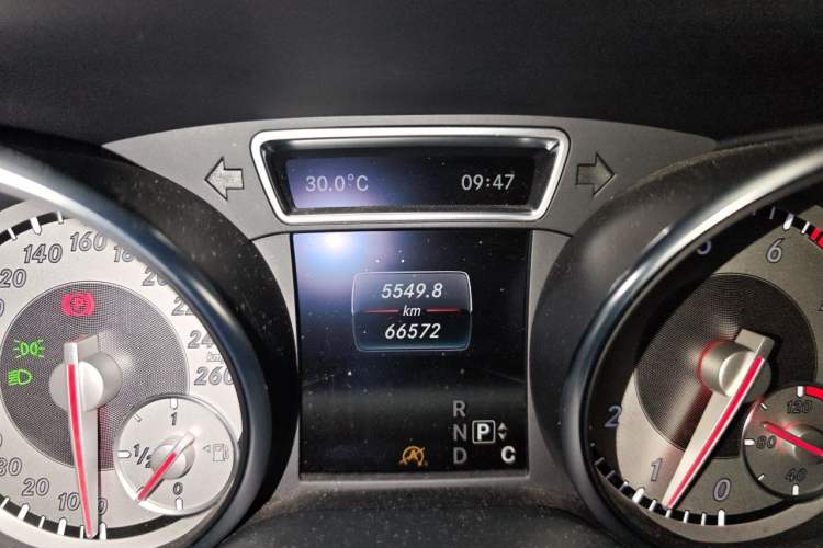 Used Mercedes-Benz GLA 2016 GLA 200 Fashion Model Instrument Cluster