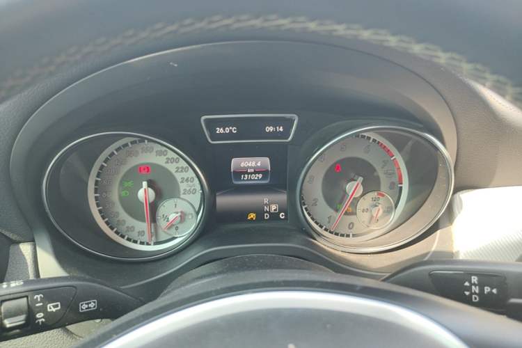 Used Mercedes-Benz GLA 2016 GLA 200 Fashion Model Instrument Cluster
