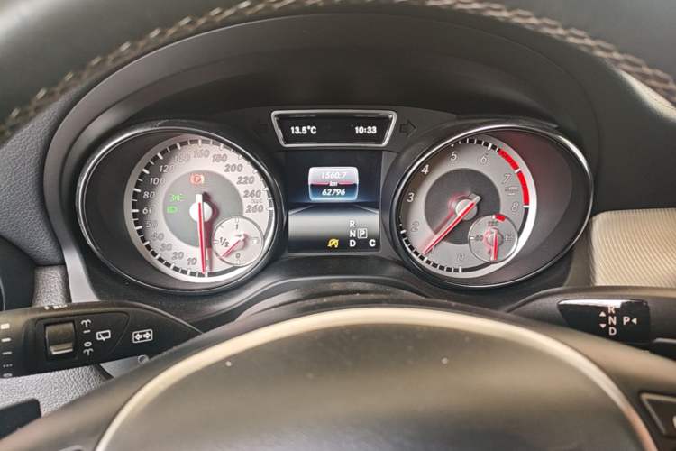 Used Mercedes-Benz GLA 2016 GLA 200 Fashion Model Instrument Cluster