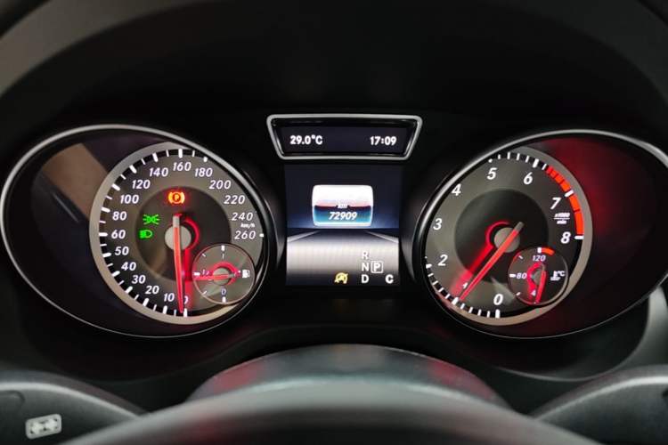 Used Mercedes-Benz GLA 2016 GLA 200 Sport Edition Instrument Cluster