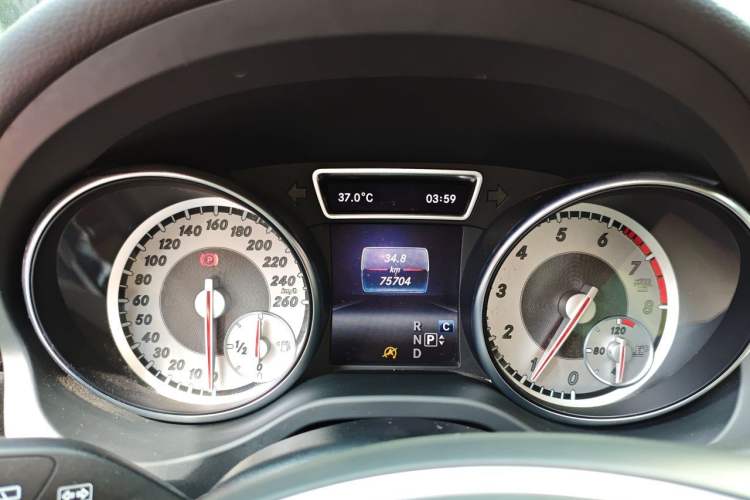 Used Mercedes-Benz GLA 2016 GLA 220 4MATIC Fashion Edition Instrument Cluster
