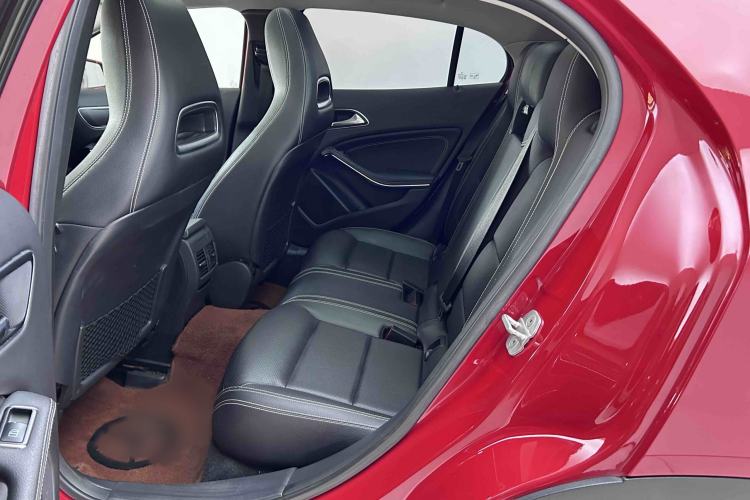 Used Mercedes-Benz GLA 2016 GLA 200 Fashion Model Interior 2