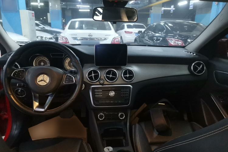 Used Mercedes-Benz GLA 2016 GLA 200 Fashion Model Interior 2