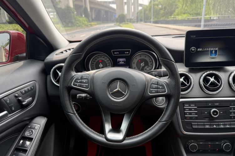 Used Mercedes-Benz GLA 2016 GLA 200 Fashion Model Interior 7
