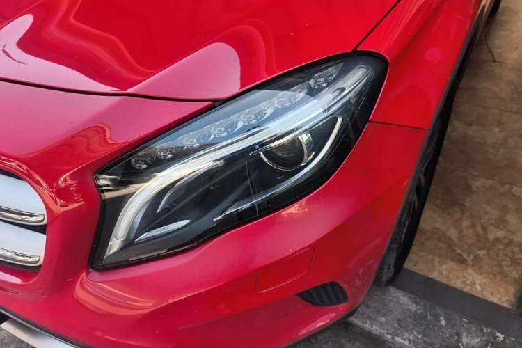 Used Mercedes-Benz GLA 2016 GLA 220 4MATIC Fashion Edition Left Front Headlight