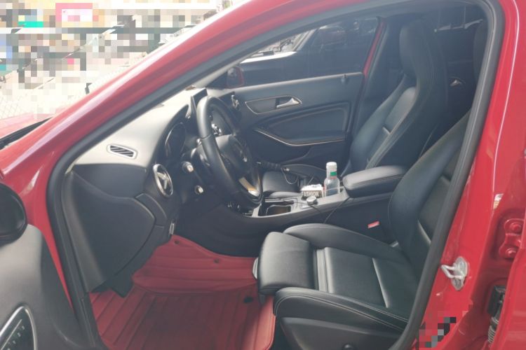 Used Mercedes-Benz GLA 2016 GLA 200 Sport Edition Left Front Seat
