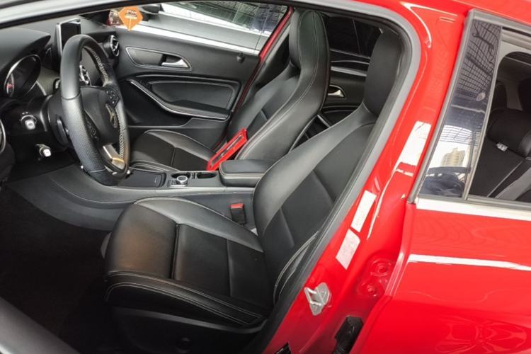 Used Mercedes-Benz GLA 2016 GLA 200 Sport Edition Left Front Seat