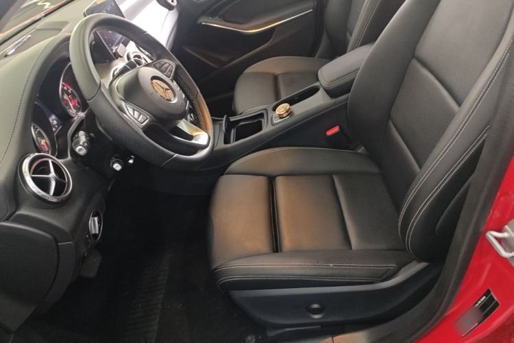 Used Mercedes-Benz GLA 2016 GLA 200 Fashion Model Left Front Seat