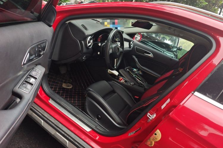 Used Mercedes-Benz GLA 2016 GLA 200 Fashion Model Left Front Seat