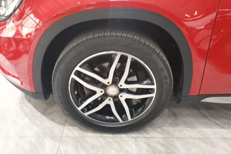 Used Mercedes-Benz GLA 2016 GLA 200 Fashion Model Left Front Wheel Hub