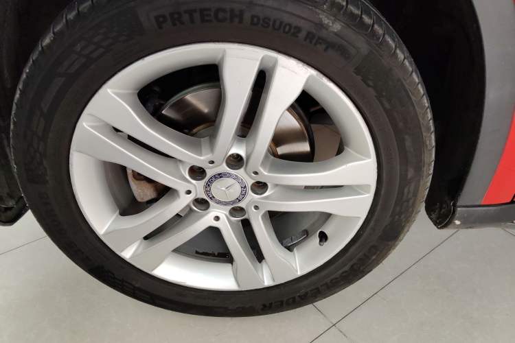 Used Mercedes-Benz GLA 2016 GLA 200 Sport Edition Left Front Wheel Hub