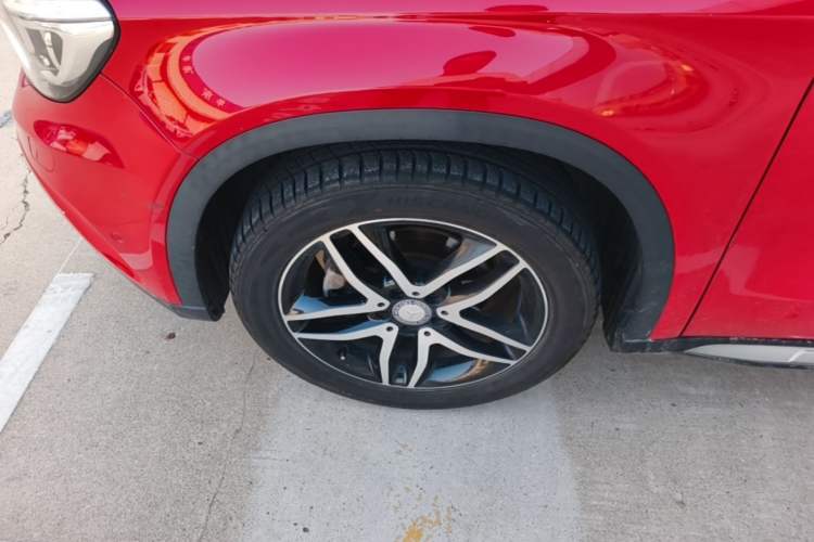 Used Mercedes-Benz GLA 2016 GLA 200 Fashion Model Left Front Wheel Hub