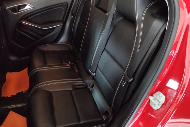 Used Mercedes-Benz GLA 2016 GLA 200 Sport Edition Left Rear Seat