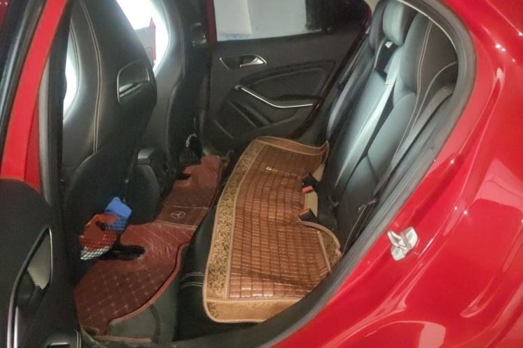 Used Mercedes-Benz GLA 2016 GLA 200 Sport Edition Left Rear Seat