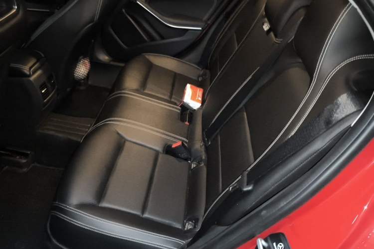 Used Mercedes-Benz GLA 2016 GLA 220 4MATIC Fashion Edition Left Rear Seat