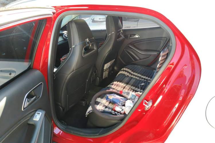Used Mercedes-Benz GLA 2016 GLA 200 Sport Edition Left Rear Seat