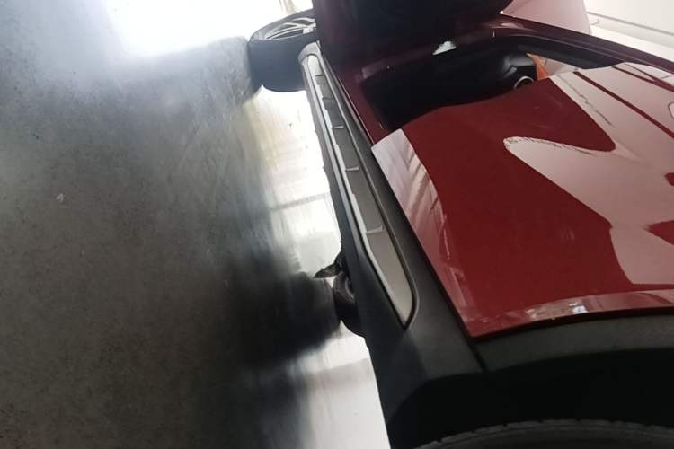 Used Mercedes-Benz GLA 2016 GLA 200 Fashion Model Left Side Sill