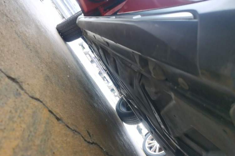 Used Mercedes-Benz GLA 2016 GLA 220 4MATIC Fashion Edition Left Side Sill