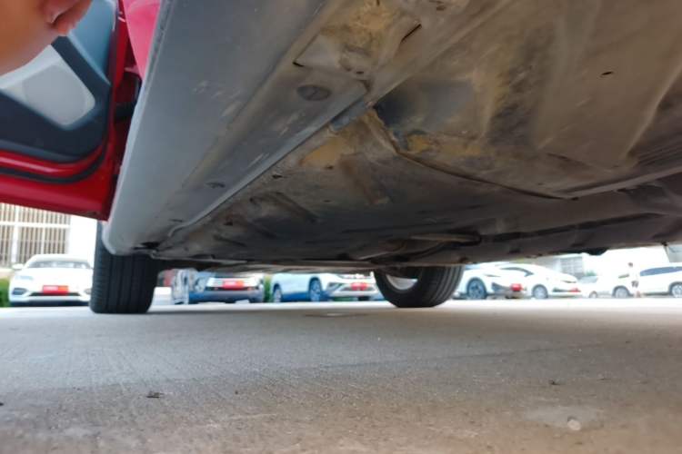 Used Mercedes-Benz GLA 2016 GLA 200 Fashion Model Left Side Sill