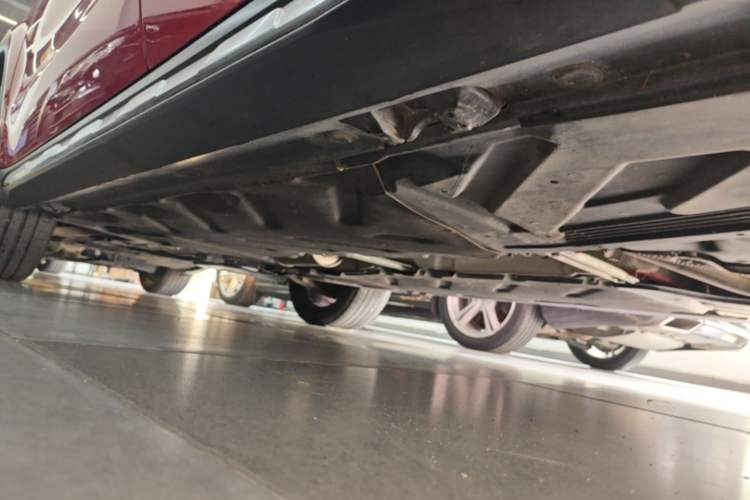 Used Mercedes-Benz GLA 2016 GLA 200 Fashion Model Left Side Sill