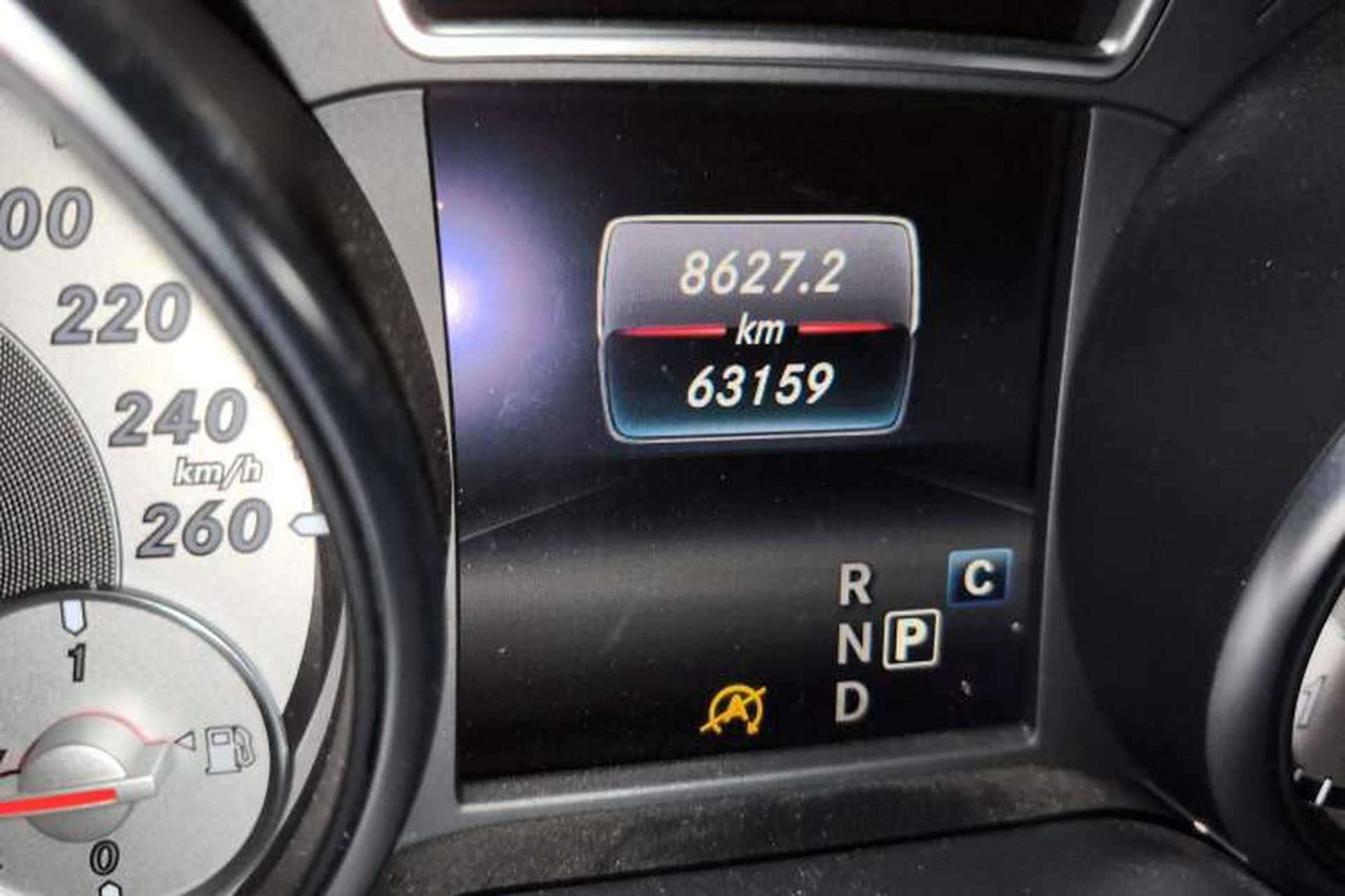 Used Mercedes-Benz GLA 2016 GLA 200 Sport Edition Odometer Close Up