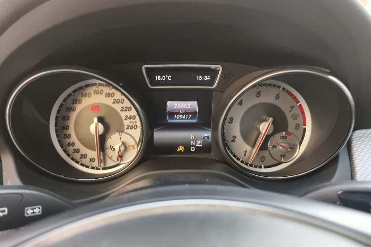 Used Mercedes-Benz GLA 2016 GLA 220 4MATIC Fashion Edition Odometer Close Up