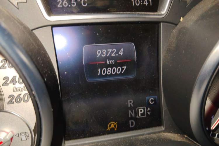 Used Mercedes-Benz GLA 2016 GLA 200 Fashion Model Odometer Close Up