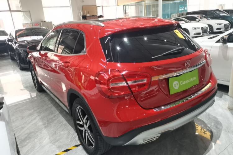 Used Mercedes-Benz GLA 2016 GLA 200 Fashion Model Rear Left 45 Deg