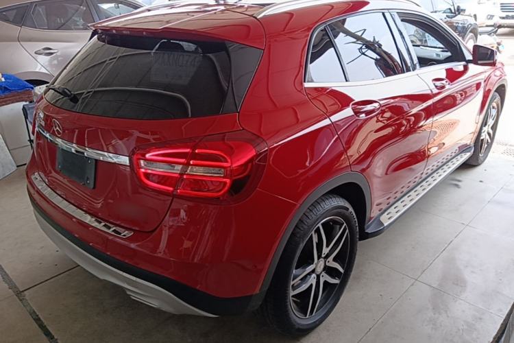 Used Mercedes-Benz GLA 2016 GLA 200 Fashion Model Rear Right 45 Deg