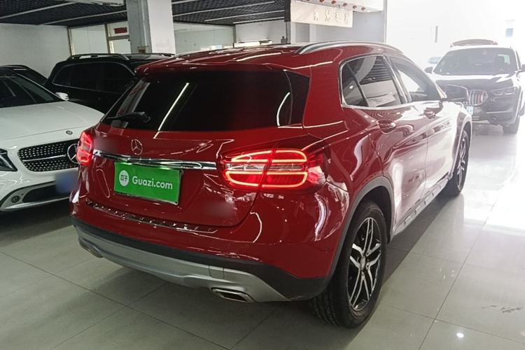 Used Mercedes-Benz GLA 2016 GLA 200 Fashion Model Rear Right 45 Deg