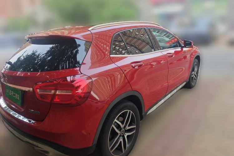 Used Mercedes-Benz GLA 2016 GLA 200 Fashion Model Rear Right 45 Deg