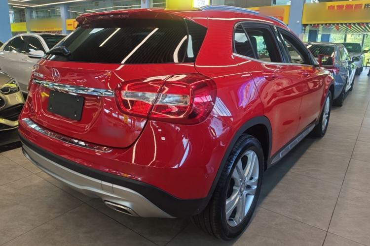 Used Mercedes-Benz GLA 2016 GLA 200 Sport Edition Rear Right 45 Deg