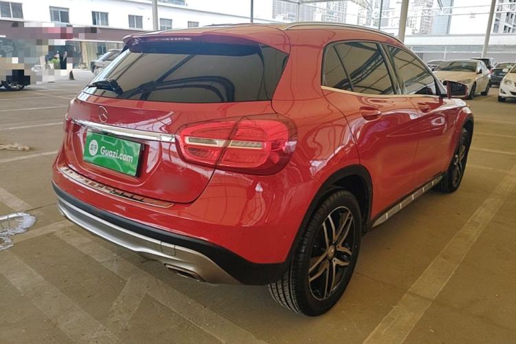Used Mercedes-Benz GLA 2016 GLA 200 Fashion Model Rear Right 45 Deg
