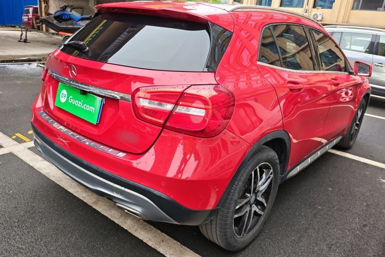 Used Mercedes-Benz GLA 2016 GLA 200 Fashion Model Rear Right 45 Deg