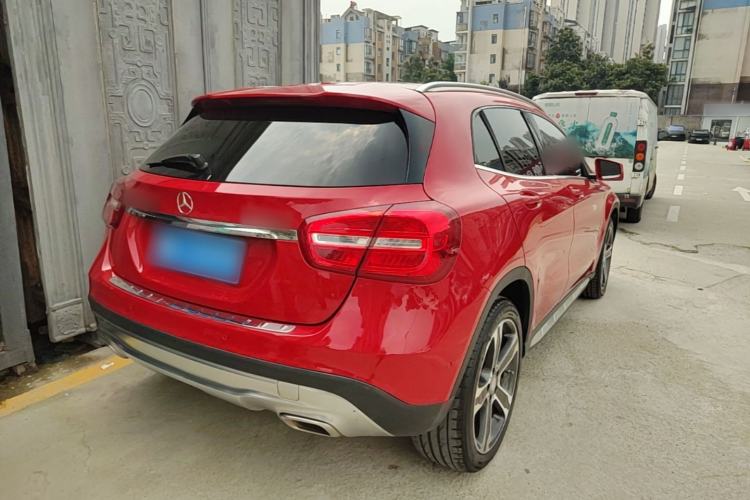 Used Mercedes-Benz GLA 2016 GLA 220 4MATIC Luxury Model Rear Right 45 Deg