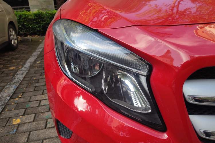 Used Mercedes-Benz GLA 2016 GLA 200 Sport Edition Right Front Headlight