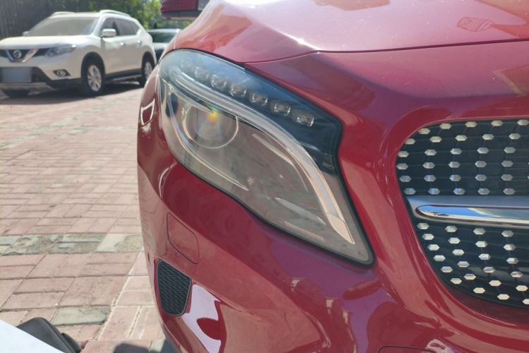 Used Mercedes-Benz GLA 2016 GLA 200 Fashion Model Right Front Headlight