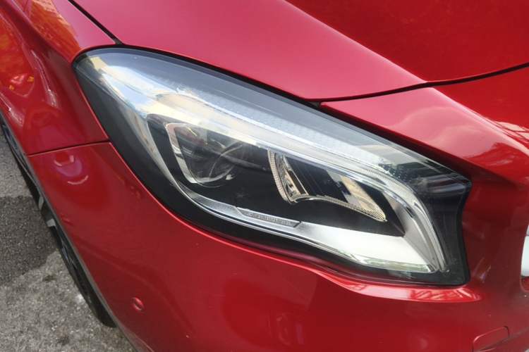 Used Mercedes-Benz GLA 2016 GLA 200 Fashion Model Right Front Headlight
