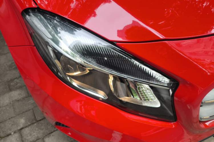 Used Mercedes-Benz GLA 2016 GLA 200 Sport Edition Right Front Headlight