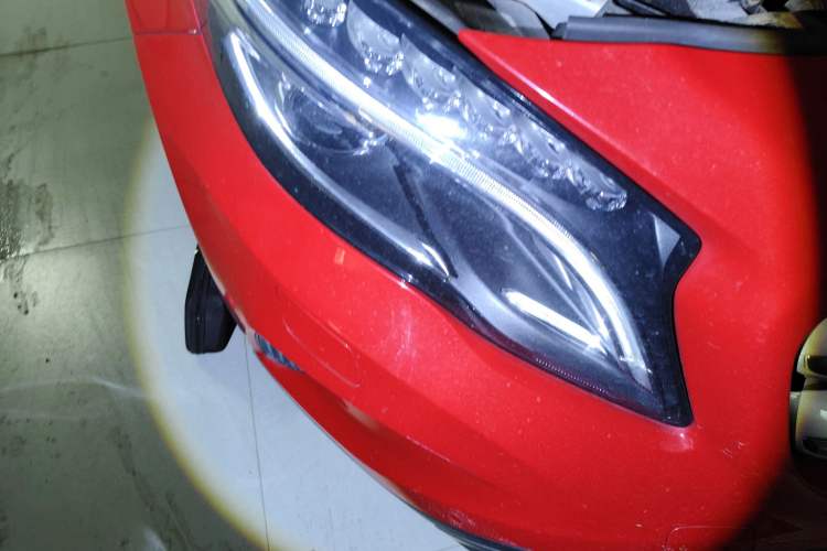 Used Mercedes-Benz GLA 2016 GLA 200 Fashion Model Right Front Headlight