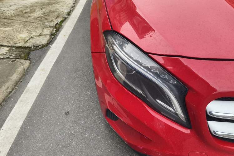 Used Mercedes-Benz GLA 2016 GLA 220 4MATIC Fashion Edition Right Front Headlight