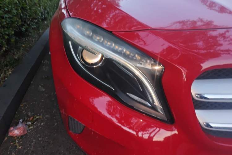Used Mercedes-Benz GLA 2016 GLA 200 Fashion Model Right Front Headlight